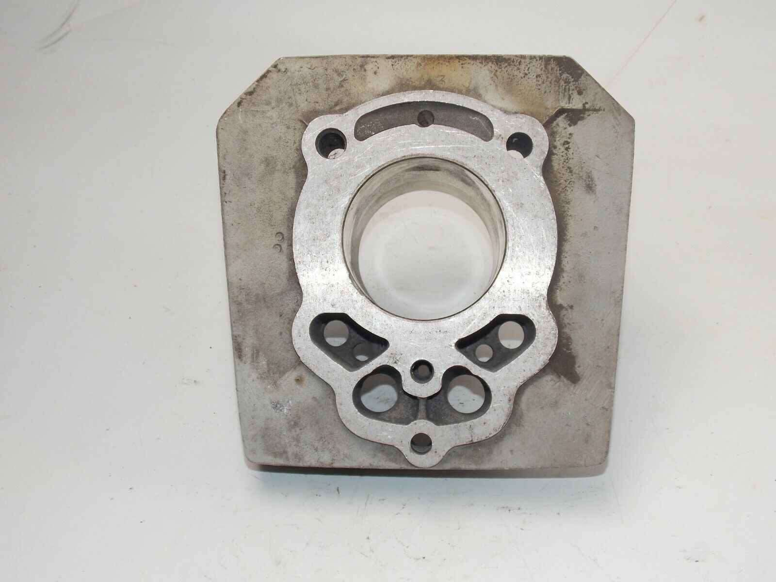 1980's MOTO GUZZI RIGHT CYLINDER+HEAD V35 BORE 65.50mm MOTOR ENGINE BARREL TOP - MotoRaider