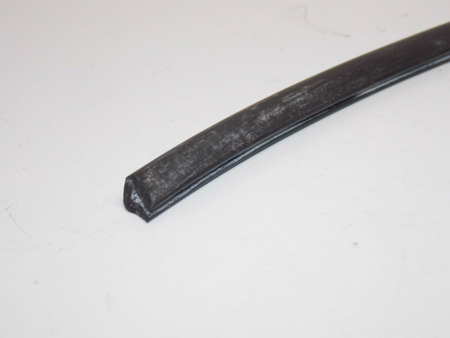 LAVERDA WINDSHIELD FAIRING RUBBER EDGE L=445mm 17.5" W=9mm 3/8" 6195077014649 - MotoRaider