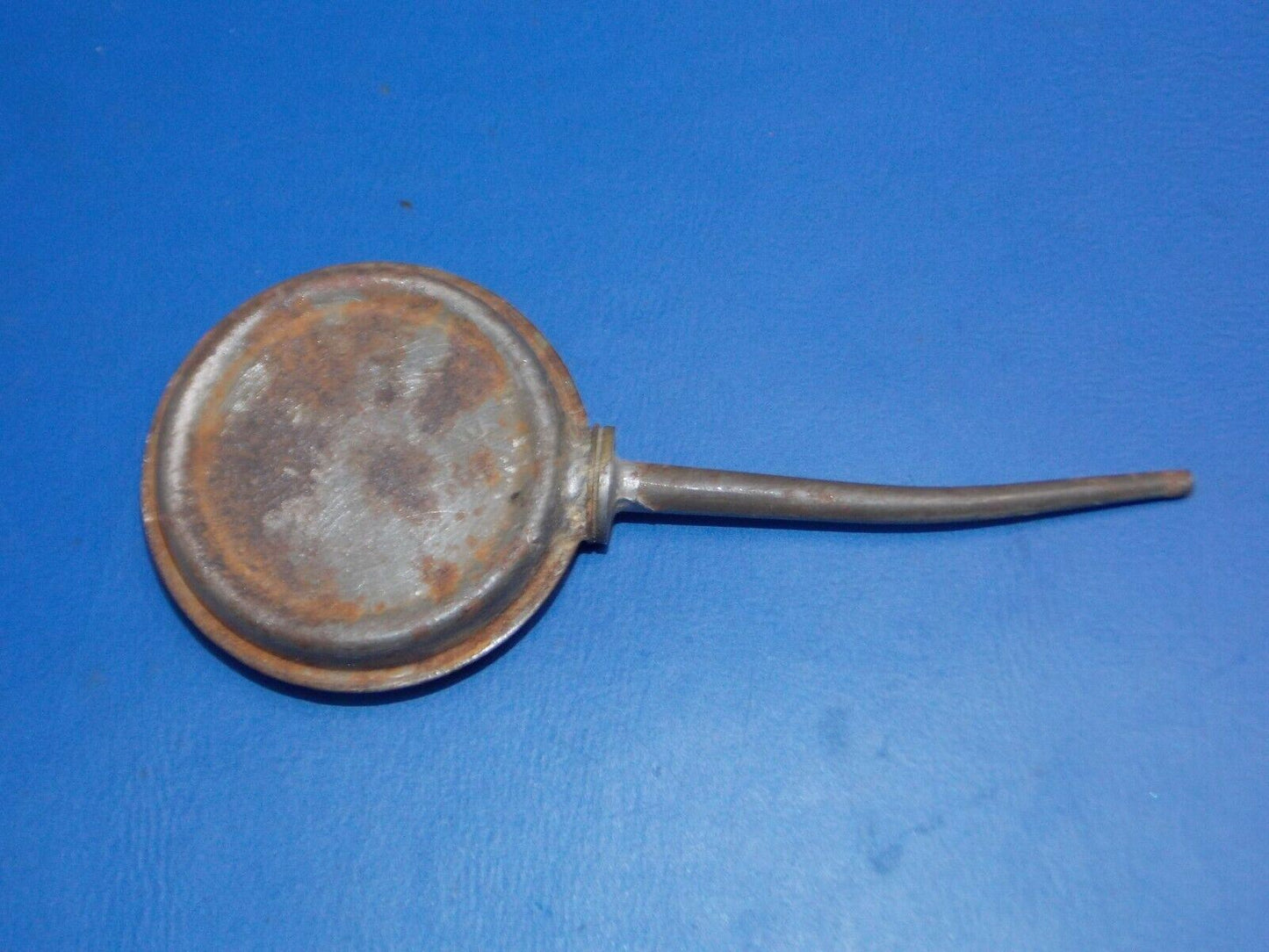 VINTAGE OIL CONTAINER DISPENSER BOTTLE D=1.75" OL=4.25" AUTOMOTIVE MOTORYCYCLE - MotoRaider