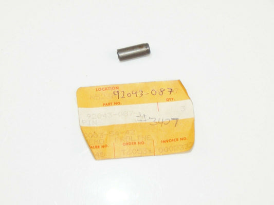 NOS Kawasaki 1973 2009 Z1 KZ1000 KZ750 EX500 ZX900 KLT250 STARTER PIN 92043-087 - MotoRaider