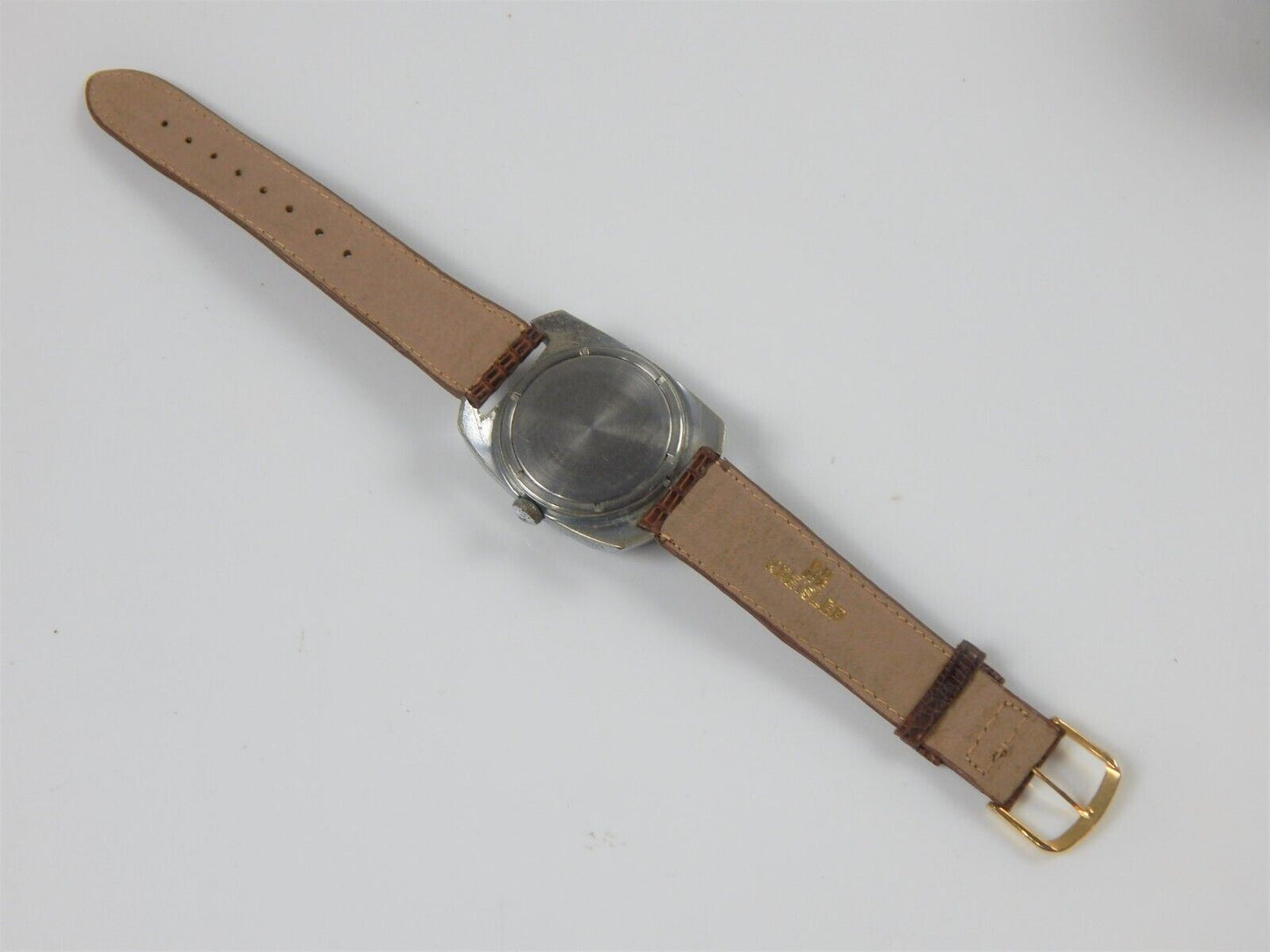 1970's VINTAGE WRIST WATCH SEKONDA 18 JEWELS SWISS MADE 35x40mm LEATHER BAND - MotoRaider