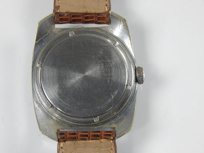 1970's VINTAGE WRIST WATCH SEKONDA 18 JEWELS SWISS MADE 35x40mm LEATHER BAND - MotoRaider