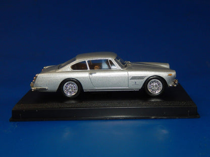 FERRARI 250 GTE 2+2 SILVER GRAY TOY CAR MODEL DIECAST SCALE 1:43 APPROX L=4" - MotoRaider