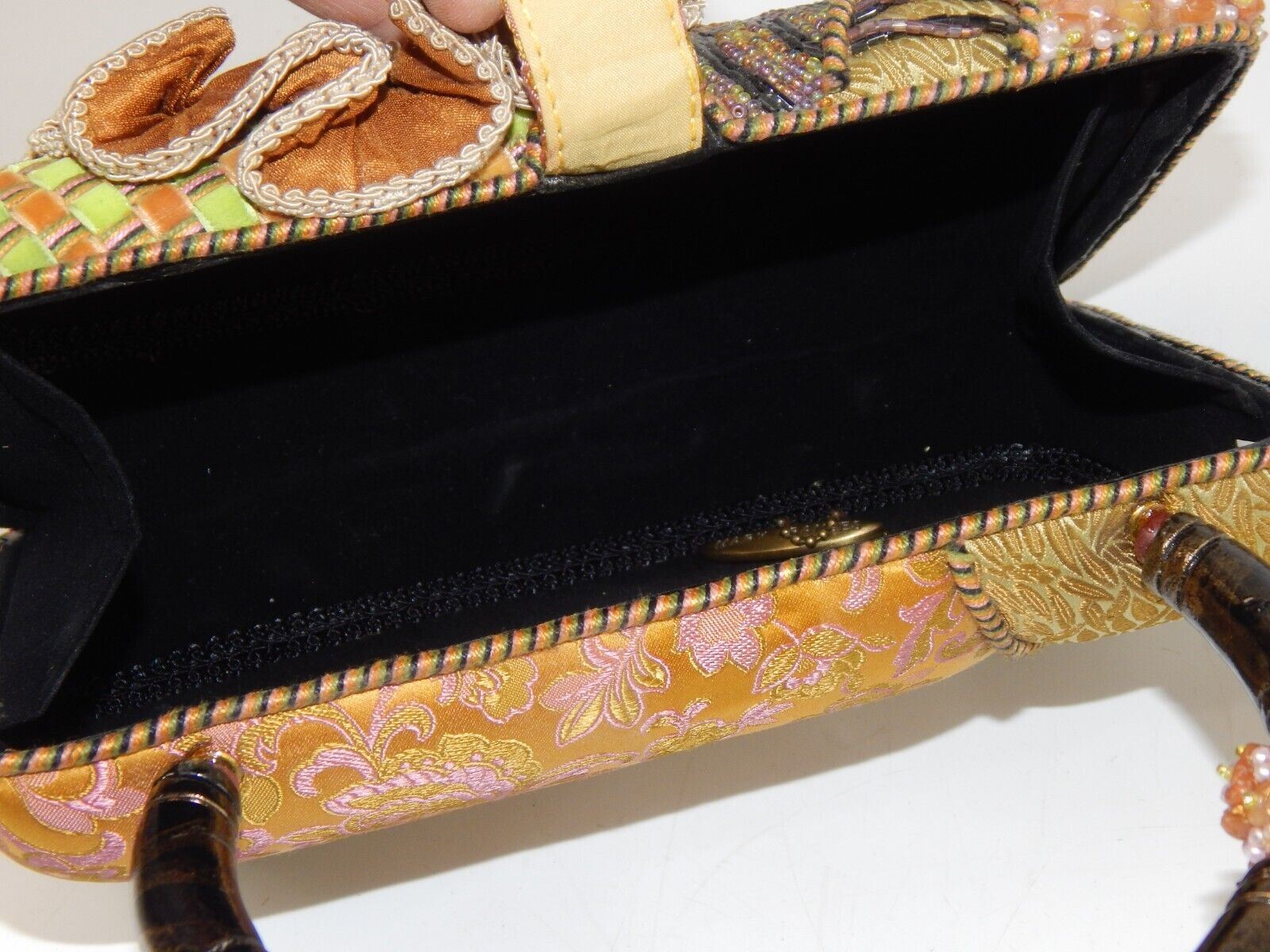 MARY FRANCES BEADED LADY HANDBAG 9x6x4 - MotoRaider