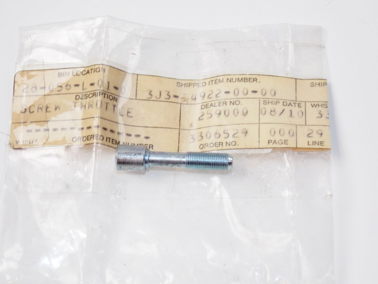 NOS OEM YAMAHA 80-81 XS850G/LG/SG/H/LH/SH CARBURETOR SCREW THROTTLE 3J3-14922-00 - MotoRaider