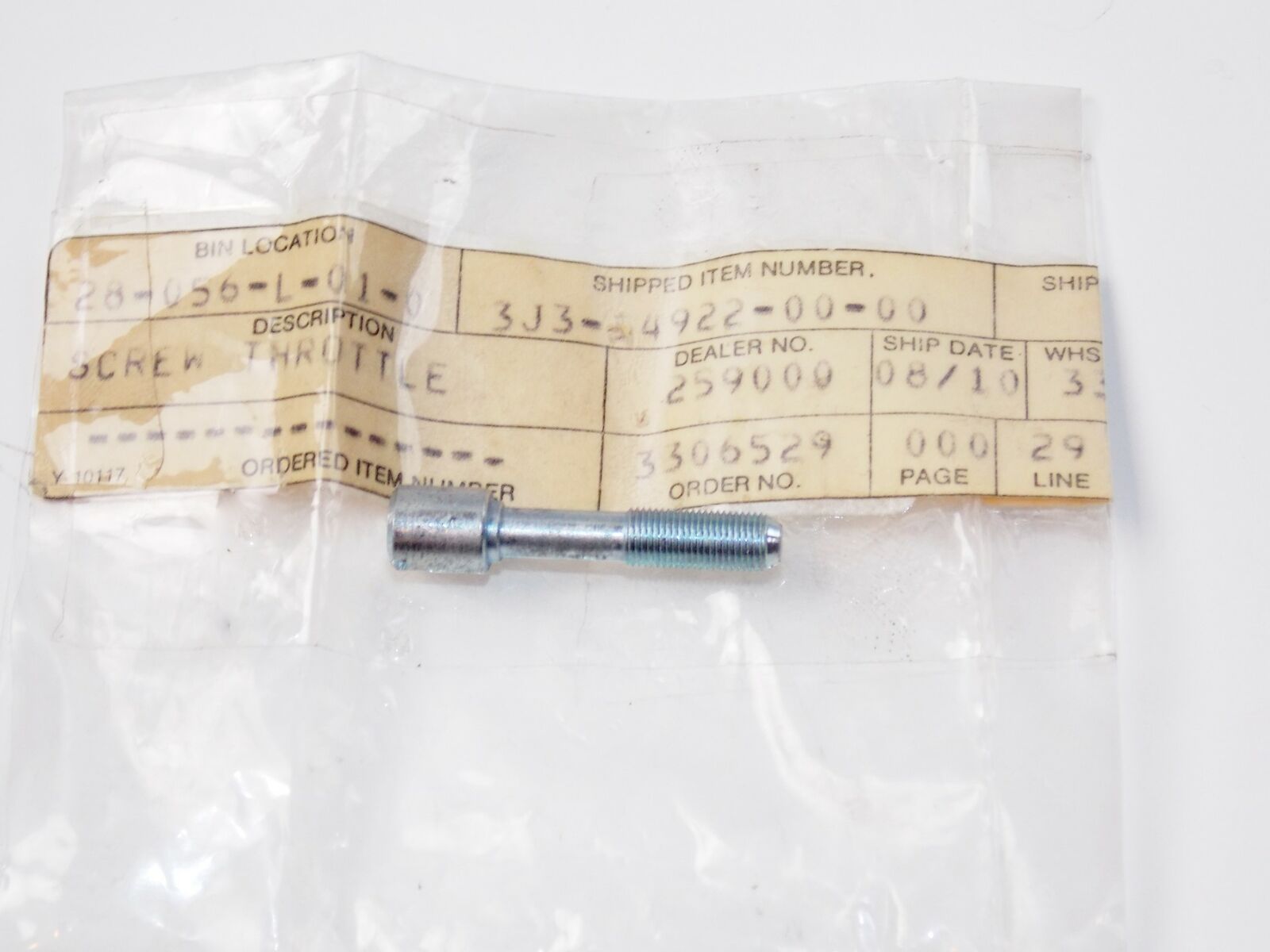 NOS OEM YAMAHA 80-81 XS850G/LG/SG/H/LH/SH CARBURETOR SCREW THROTTLE 3J3-14922-00 - MotoRaider