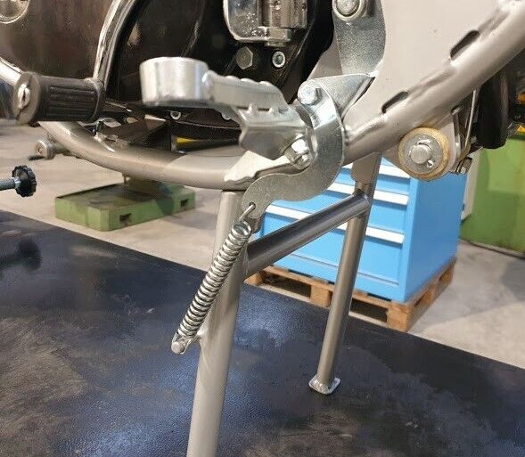 1972-1973 PENTON KTM 175 JACKPINER FRAME CHASSIS CENTER KICK STAND BLACK MOTOR - MotoRaider