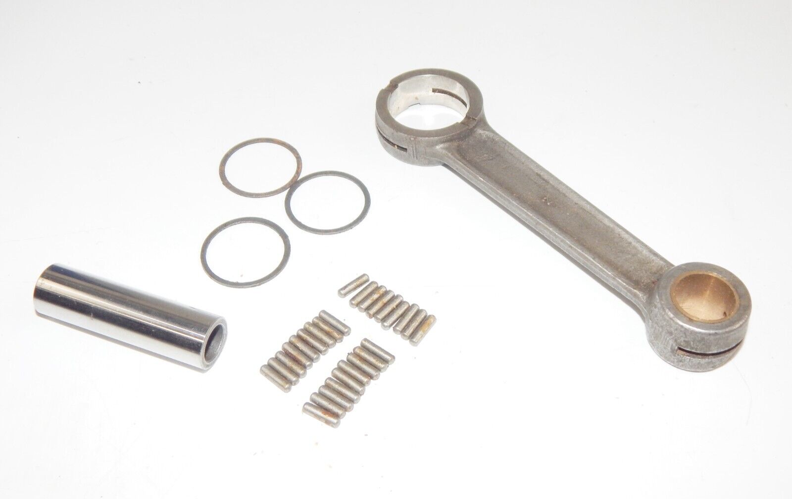 CFM MOTOR CRANK CONNECTING ROD+BEARINGS+PINS LAMBRETTA LD 125 150cc 2nd SERIES - MotoRaider