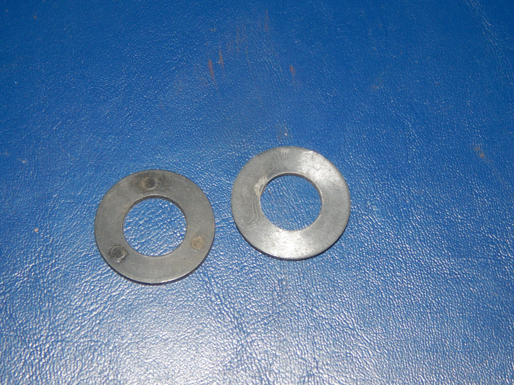 1pr NOS 1960-70's PENTON KTM 100 125 SWING ARM NYLON WASHER CHASSIS FRAME - MotoRaider