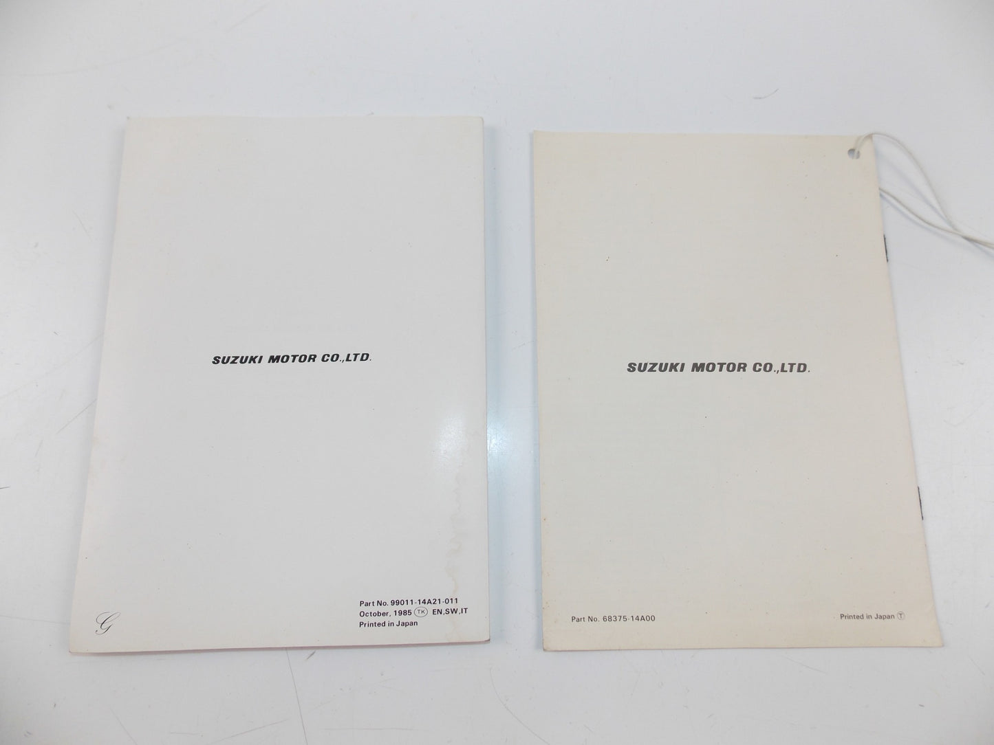 10/1985 OWNER MANUAL CATALOG SUZUKI DR600S ENGLISH ITALIAN FRENCH 9901-14A21-011 - MotoRaider