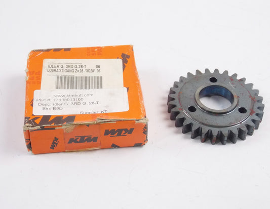 OEM KTM 2005-08 25SXF 2007-08 250XCG/250XCFW IDLER GEAR 3RD G.28-T 77033013100 - MotoRaider