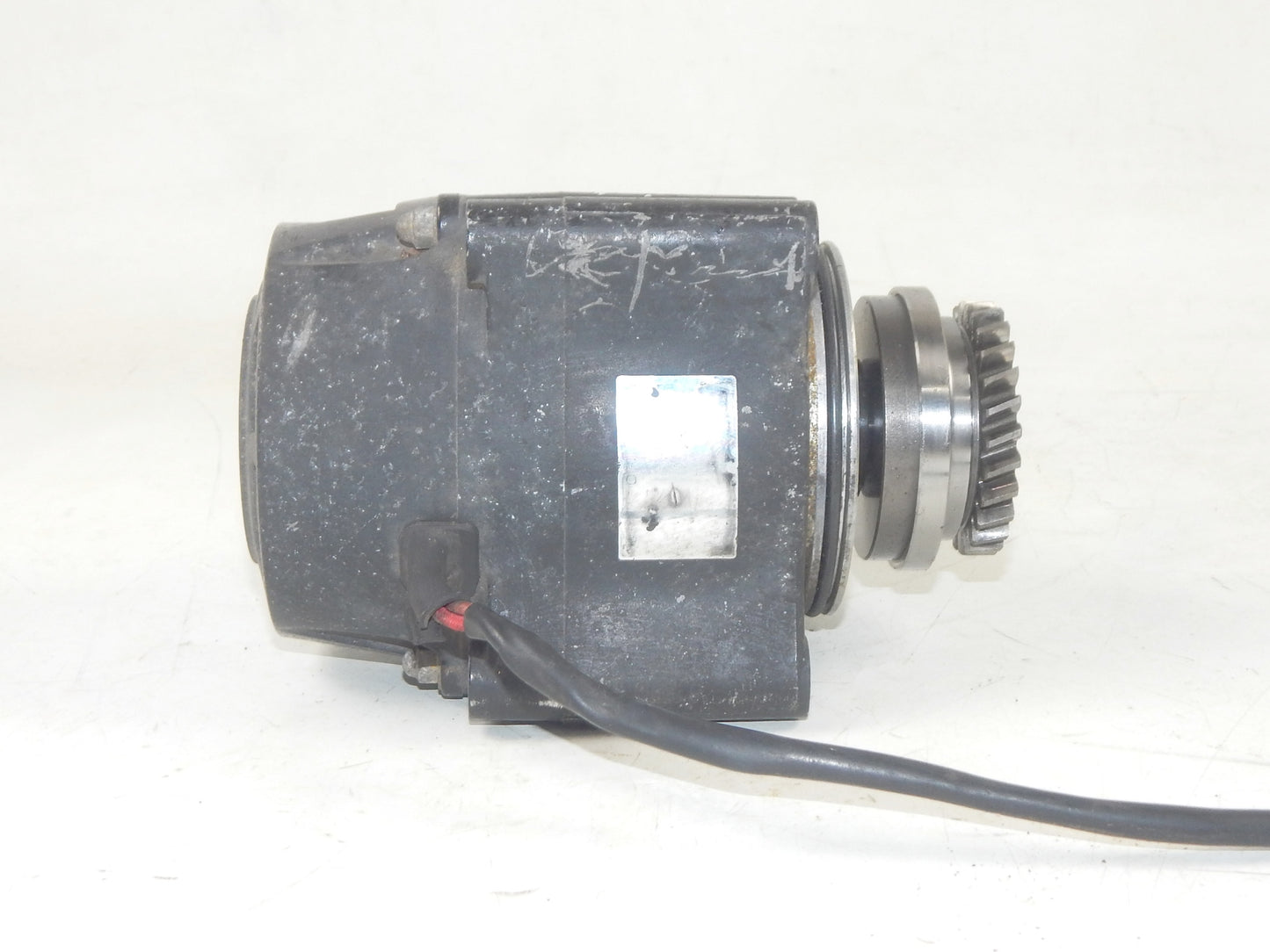 1986 SUZUKI GSXR 750 MOTOR ENGINE ALTERNATOR ASSY VINTAGE - MotoRaider