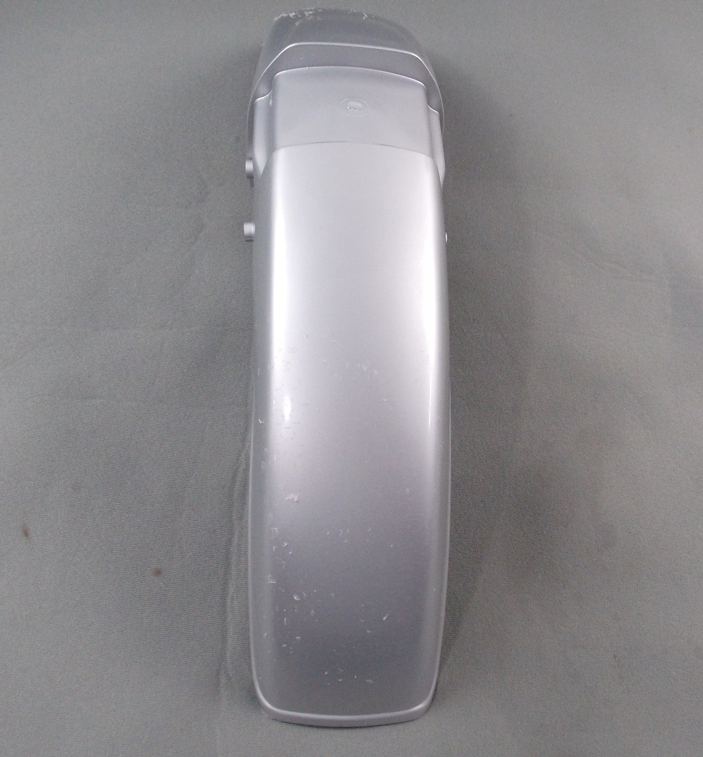 NOS BMW 1986-87 R65 1985-88 R80 MUDGUARD FRONT FENDER POLARIS SILVER 46611455554 - MotoRaider