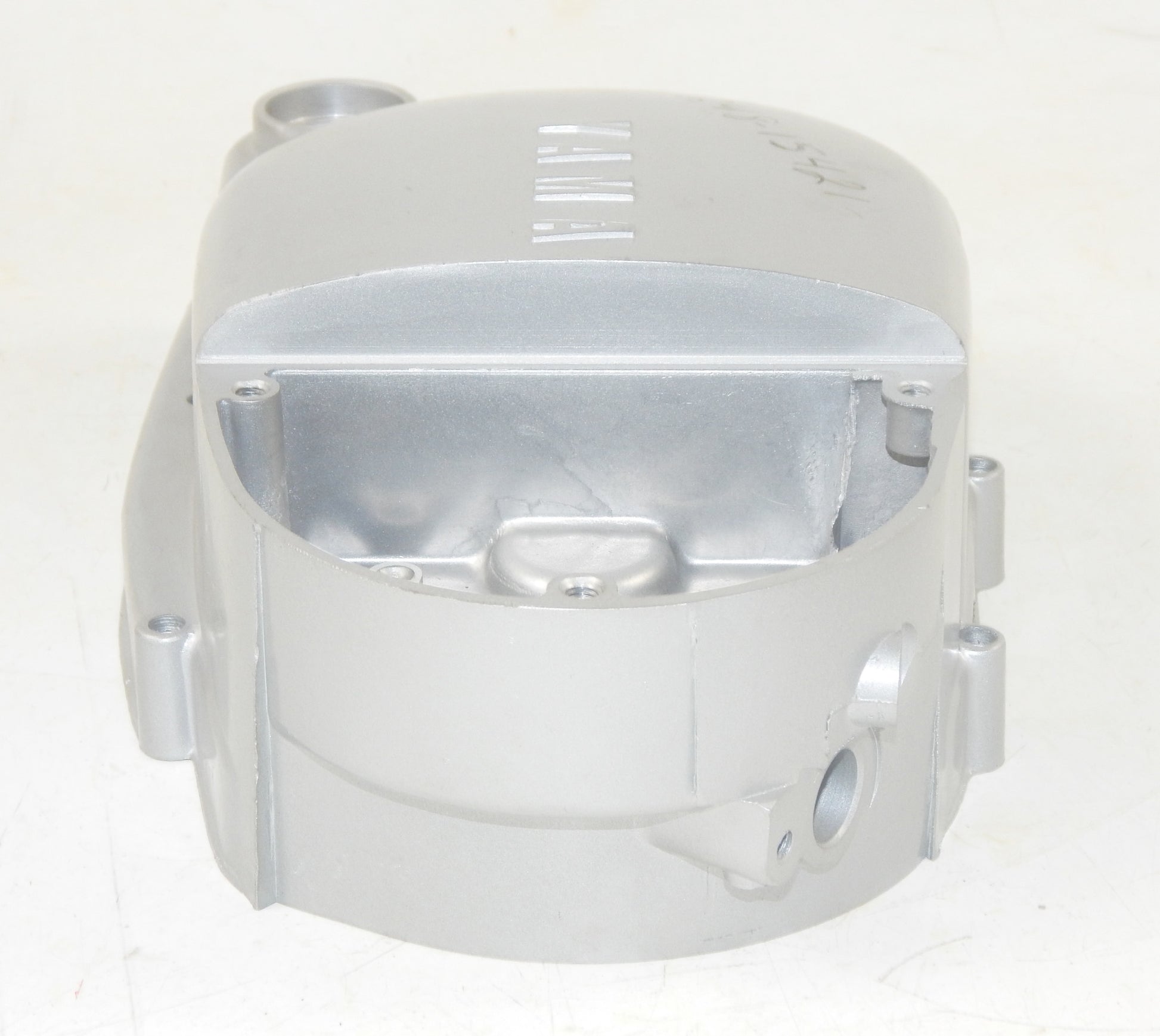 OEM YAMAHA 1969-1971 AT1 CT1 ENGINE MOTOR RIGHT CRANKCASE COVER 248-15421-01 - MotoRaider