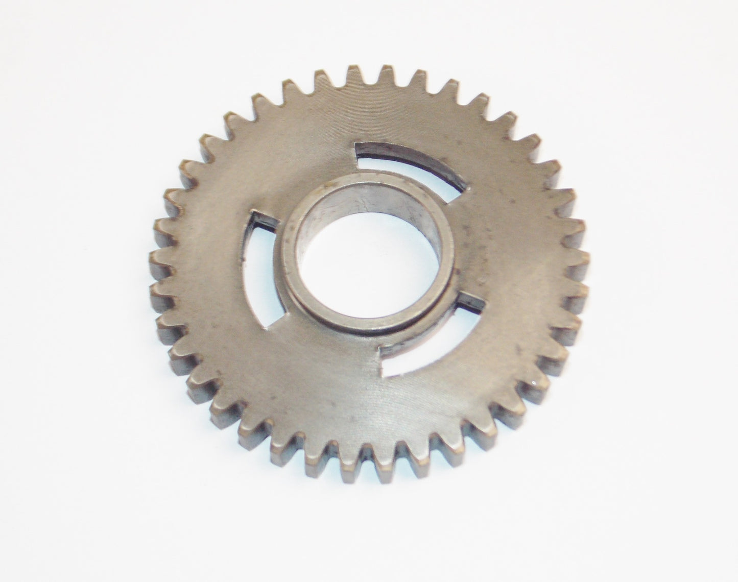 OEM LAVERDA GS125 LESMO TRANSMISSION GEARBOX 2nd GEAR 38T. 41111240 | 41 111 240 - MotoRaider
