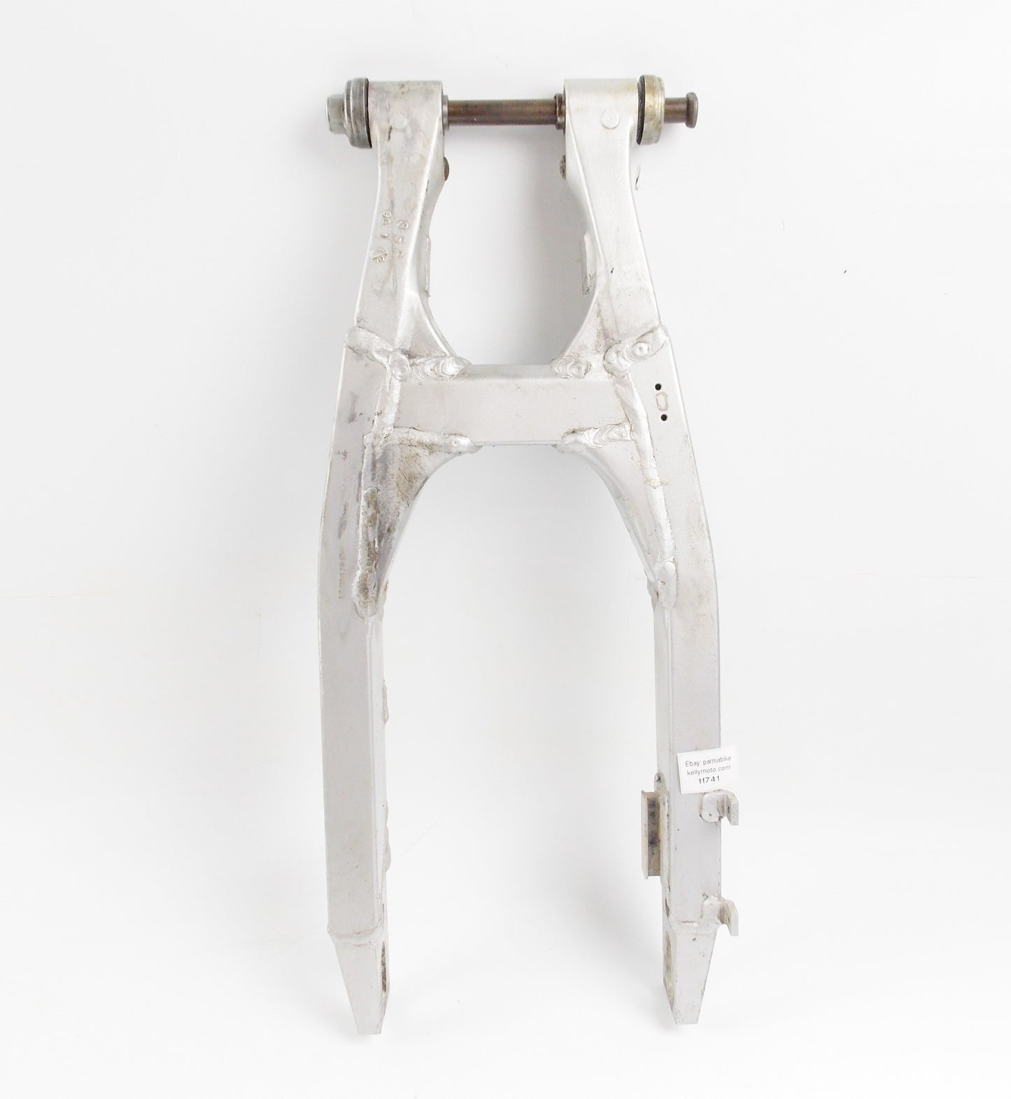YAMAHA 1990 YZ 125 FRAME CHASSIS SWINGARM + SWING ARM PIVOT AXLE - MotoRaider