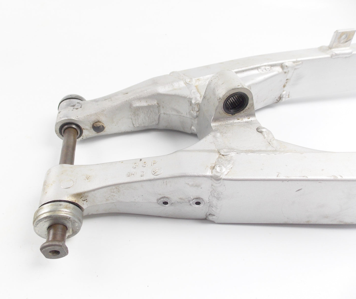 YAMAHA 1990 YZ 125 FRAME CHASSIS SWINGARM + SWING ARM PIVOT AXLE - MotoRaider