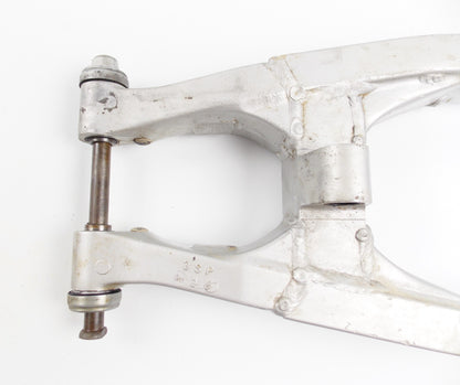 YAMAHA 1990 YZ 125 FRAME CHASSIS SWINGARM + SWING ARM PIVOT AXLE - MotoRaider