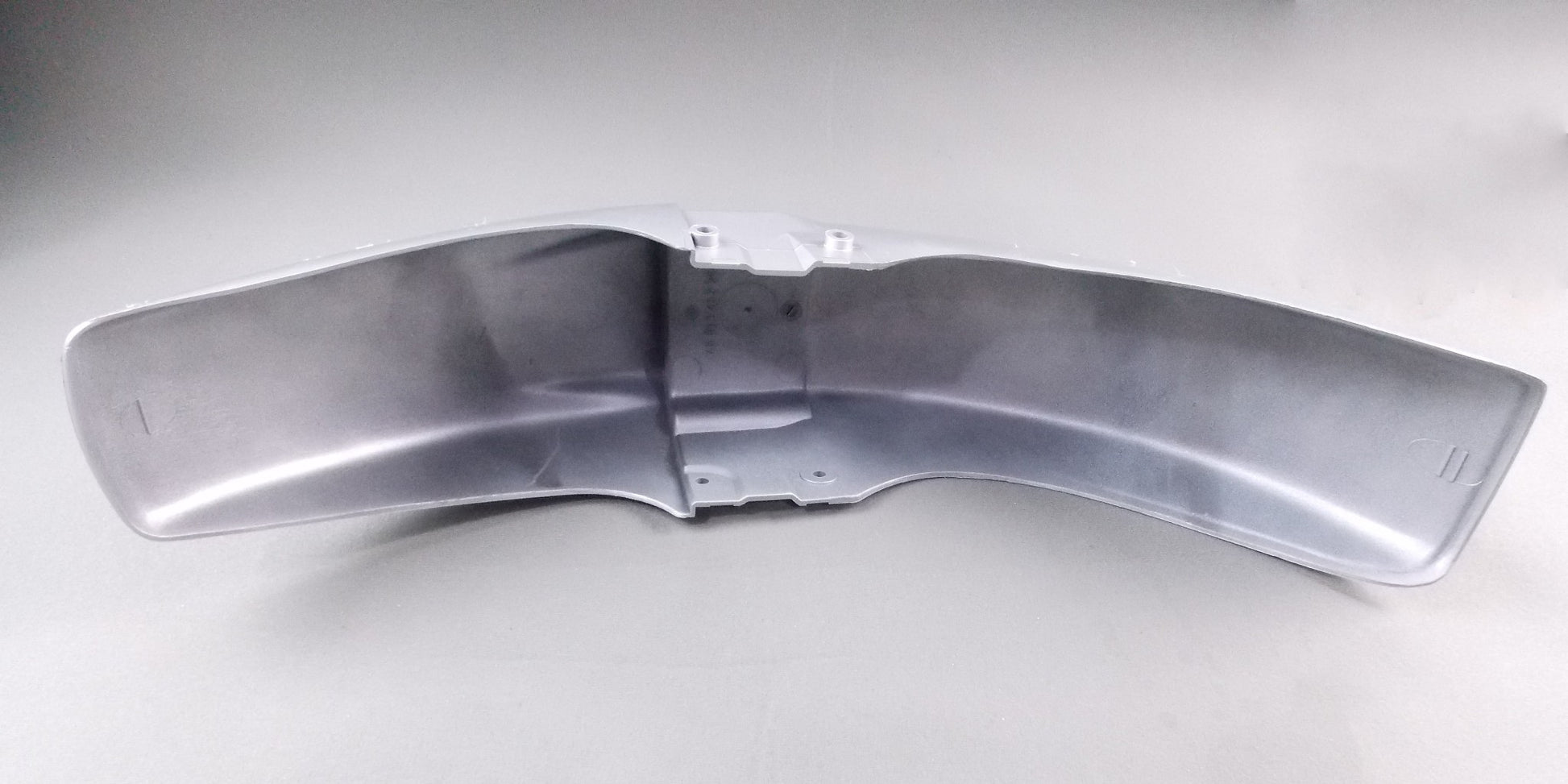 NOS BMW 1986-87 R65 1985-88 R80 MUDGUARD FRONT FENDER POLARIS SILVER 46611455554 - MotoRaider