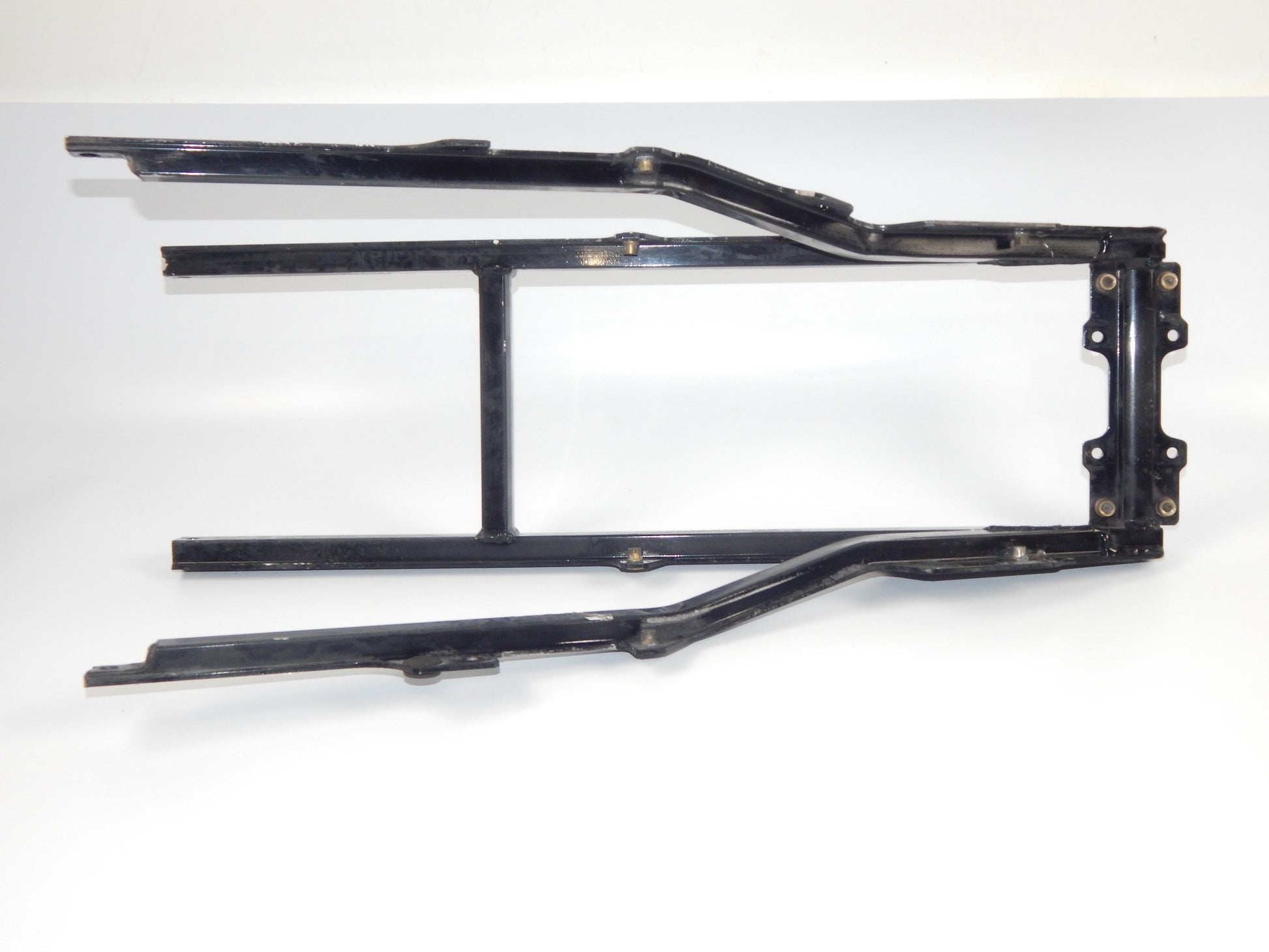 1980's KAWASAKI GPX 750 CHASSIS REAR SUB FRAME TAIL SECTION ALUMINUM VINTAGE - MotoRaider