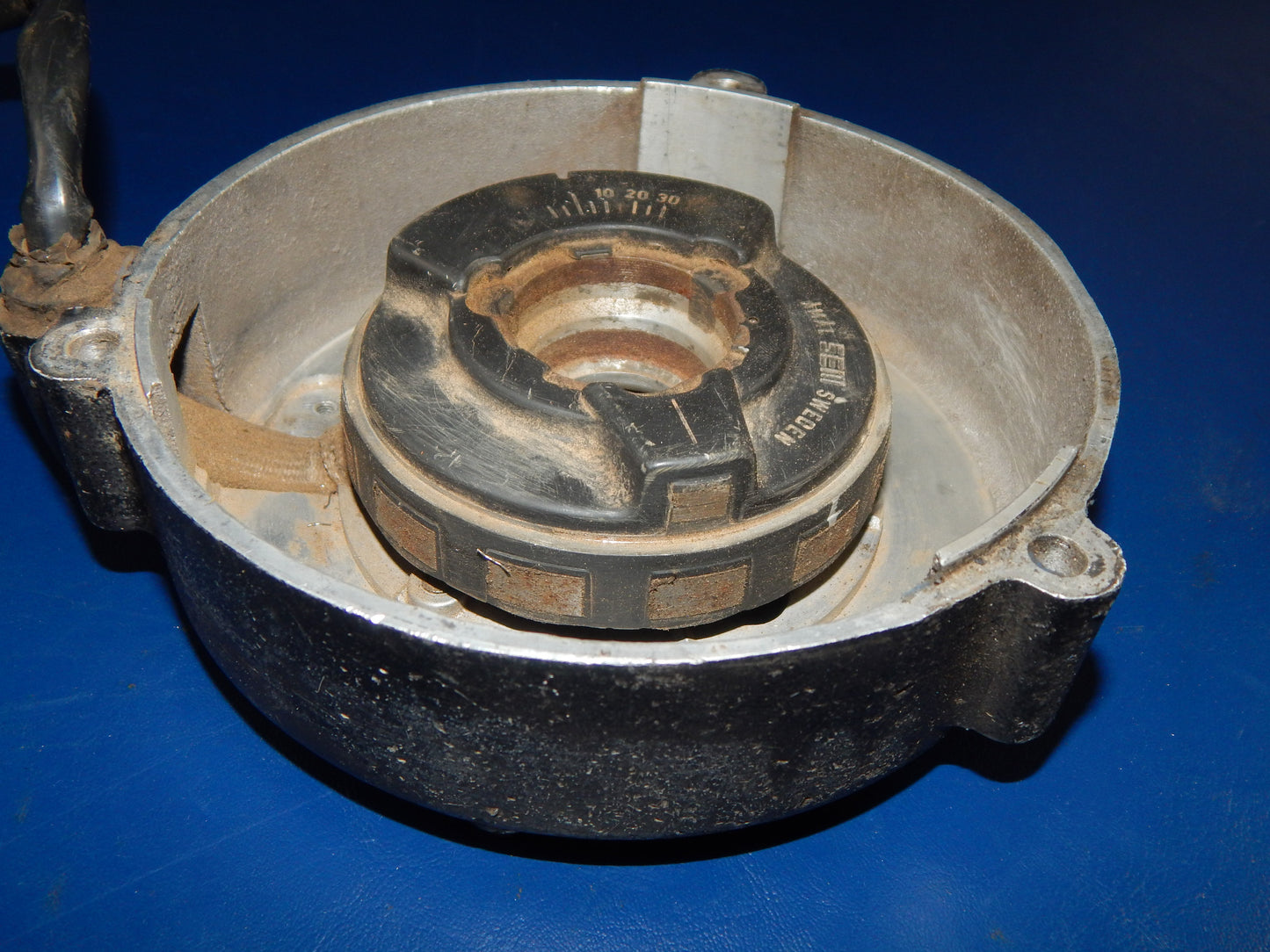 1988 HUSQVARNA TE 510 AMAL SEM IGNITION COVER FLYWHEEL MAGNETO STATOR VINTAGE - MotoRaider