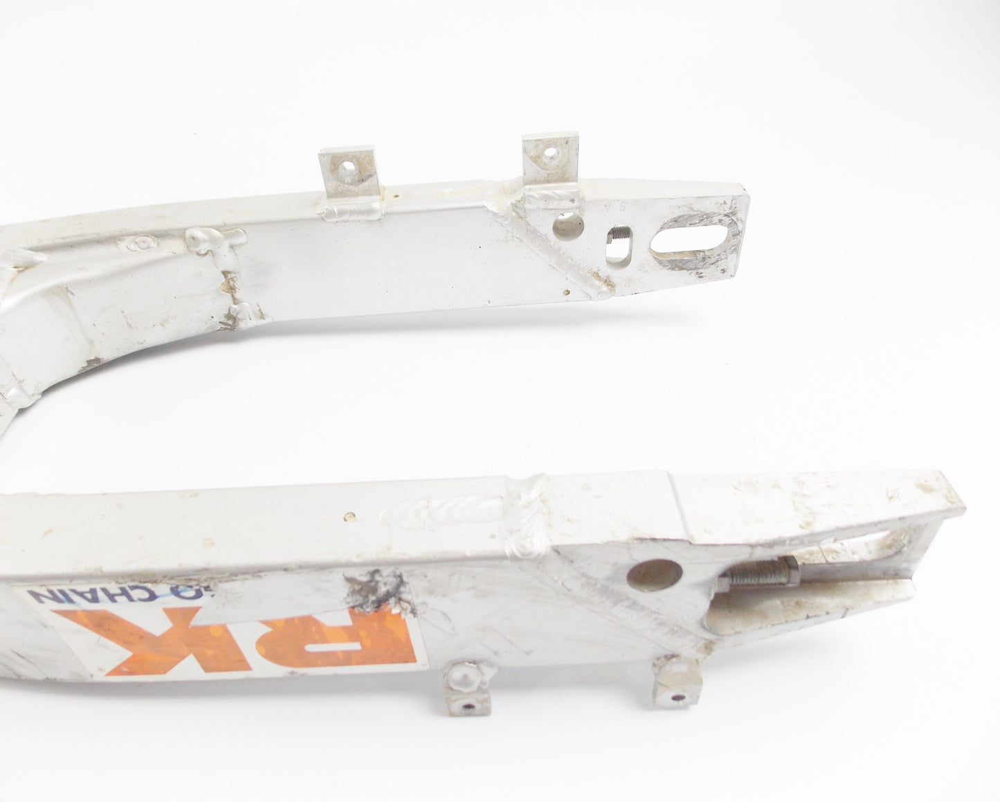 YAMAHA 1990 YZ 125 FRAME CHASSIS SWINGARM + SWING ARM PIVOT AXLE - MotoRaider