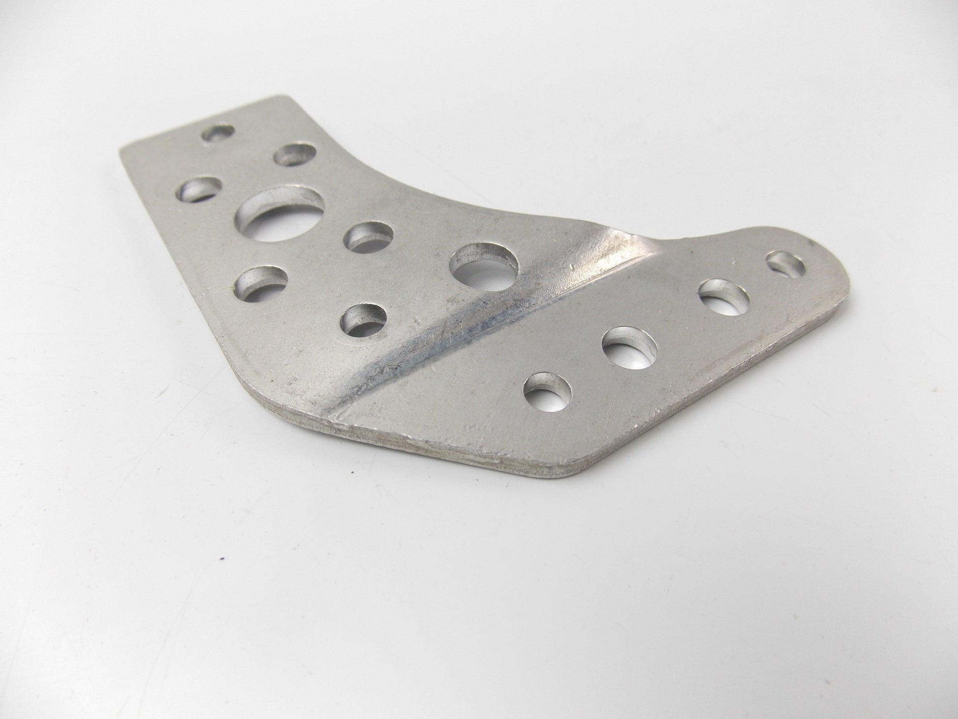 NOS OEM KTM 1986 125 MX\MXC\GS CHAIN GUIDE RETAINER PLATE 54407068000 - MotoRaider