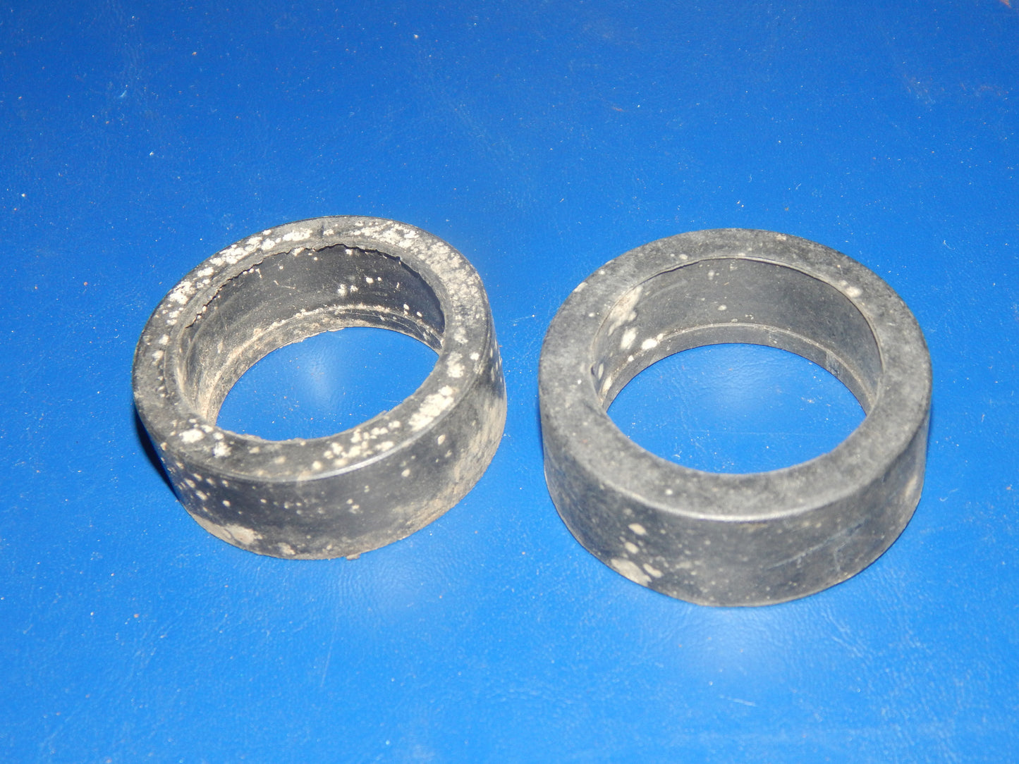 2 1970's VINTAGE MOTORCYLE AIR BOX CARBURETOR RUBBER BUSHING ADAPTER OD=50mm - MotoRaider