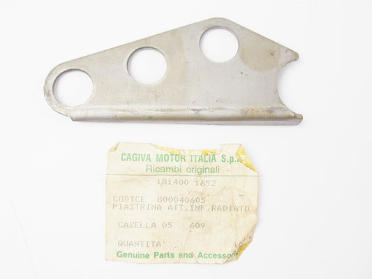 NOS OEM CAGIVA ELEFANT 125 RADIATOR MODIFIED LOWER PLATE BRACKET 800040605 - MotoRaider
