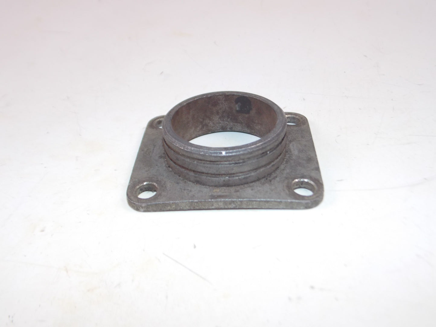BETA MOTOR INTAKE MANIFOLD CYLINDER CARBURETOR CONNECTOR OD=43mm BOLT 50x43mm - MotoRaider
