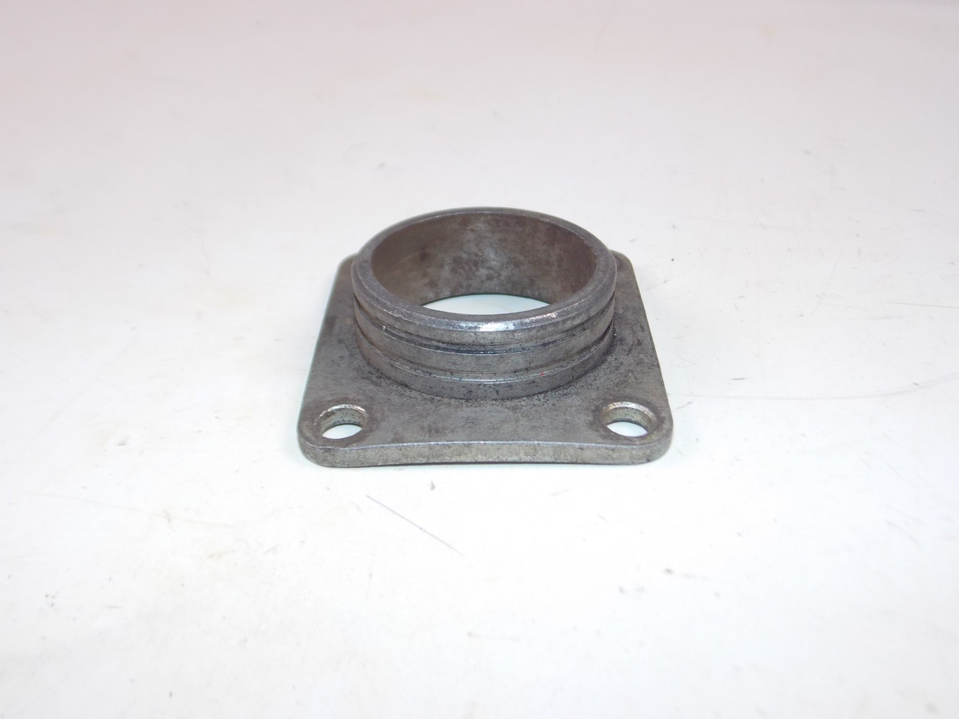 BETA MOTOR INTAKE MANIFOLD CYLINDER CARBURETOR CONNECTOR OD=43mm BOLT 50x43mm - MotoRaider