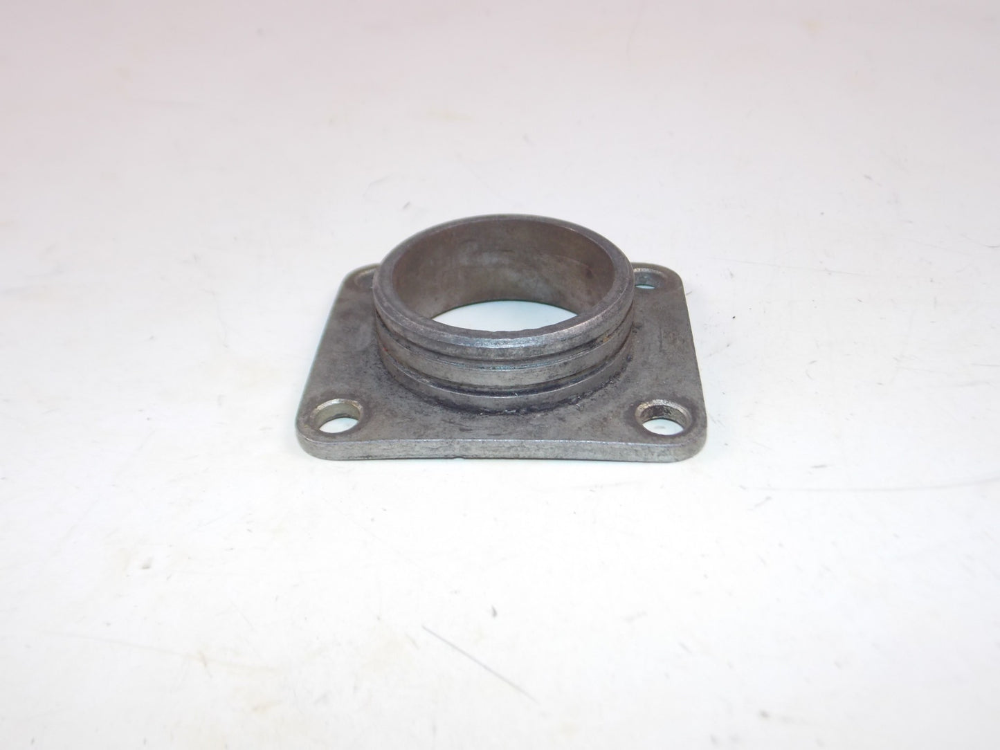 BETA MOTOR INTAKE MANIFOLD CYLINDER CARBURETOR CONNECTOR OD=43mm BOLT 50x43mm - MotoRaider