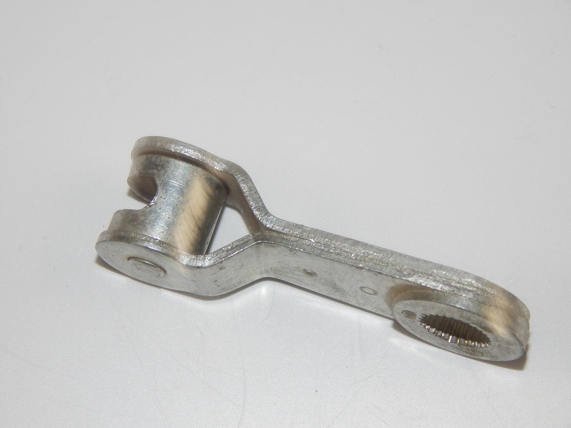 1970's VINTAGE MOTORCYCLE REAR WHEEL BRAKE PLATE LEVER ARM ACTUATOR - MotoRaider