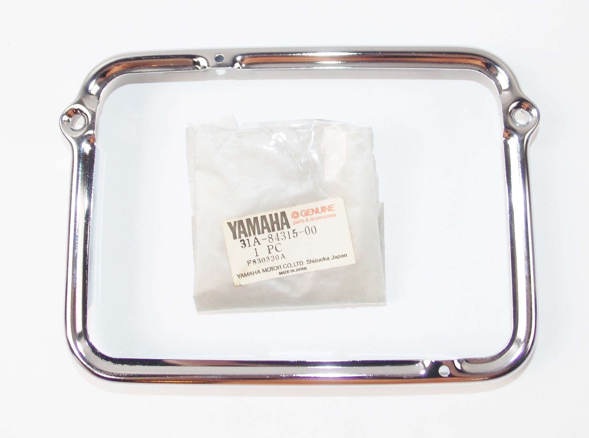 NOS OEM YAMAHA 1984-1990 FJ600 | 1983-1992 XJ900 HEADLIGHT RIM 31A-84315-00 - MotoRaider