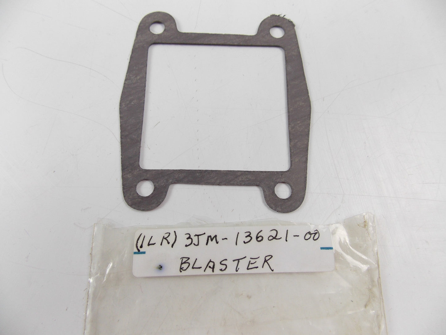 NOS YAMAHA 1986-2006 YFS200 YZ80 GASKET SEAL REED VALVE SEAT 3JM-13621-00 - MotoRaider