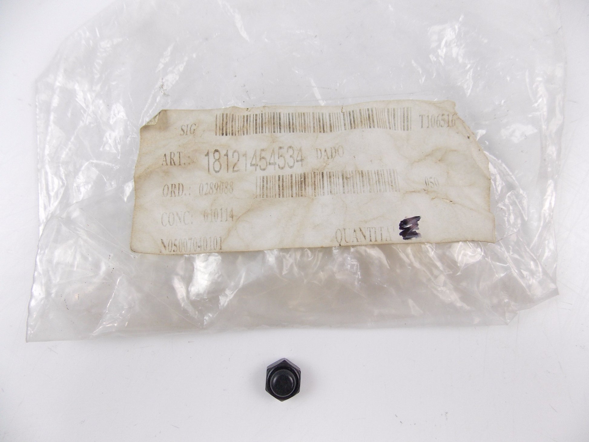 NOS OEM BMW K100 Series CAP NUT M6 BLACK 18121454534 - MotoRaider