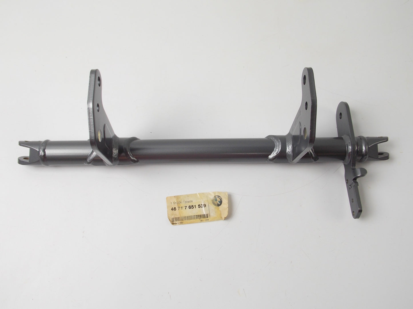 NOS BMW 1996-03 R1200C FRONT FOOTREST HOLDER MOUNT 46717651539 46 71 7 651 539 - MotoRaider