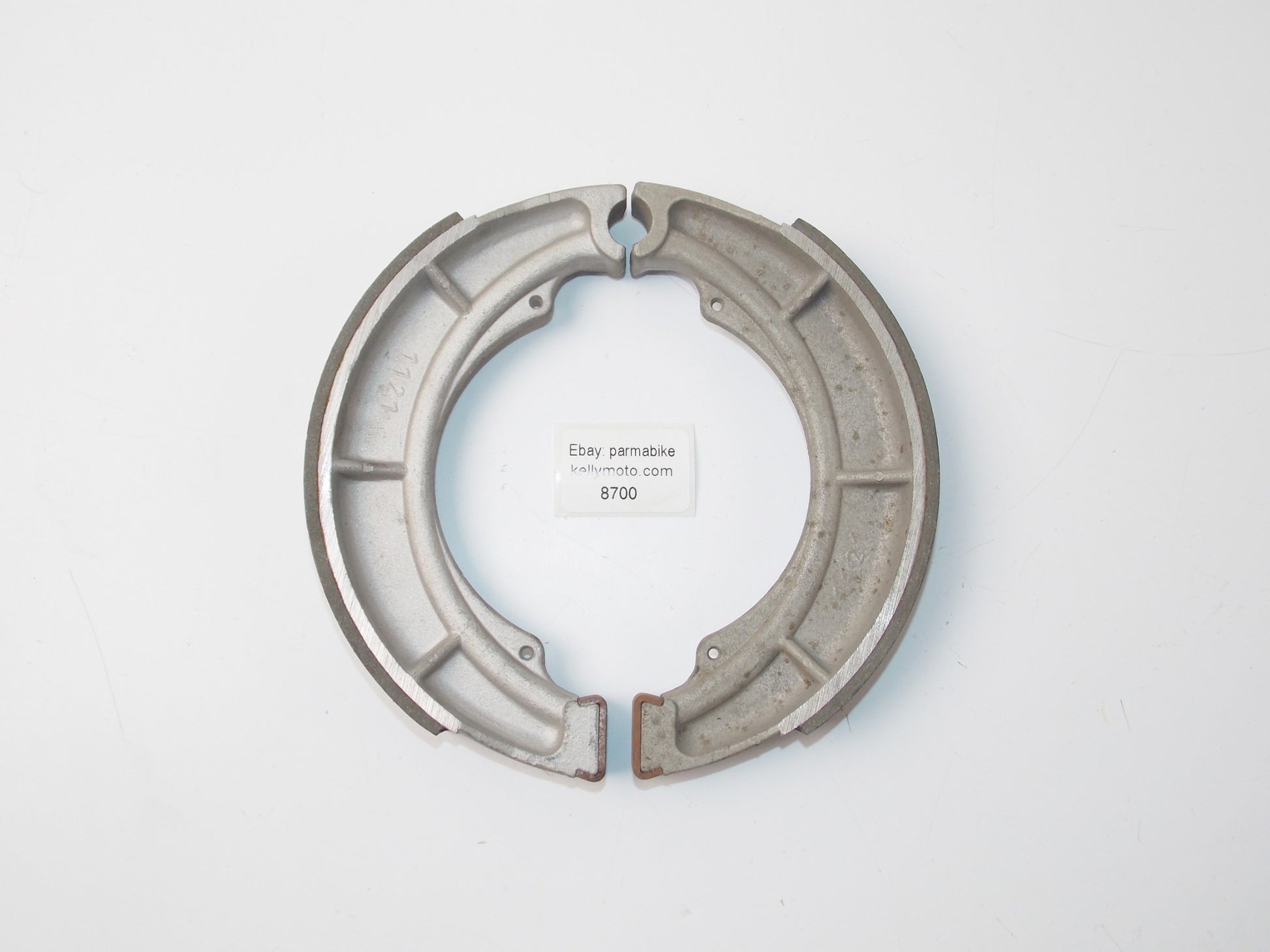 NOS OEM MOTORCYCLES WHEEL BRAKE SHOES SET SUZUKI 250 / 380 1121 - MotoRaider