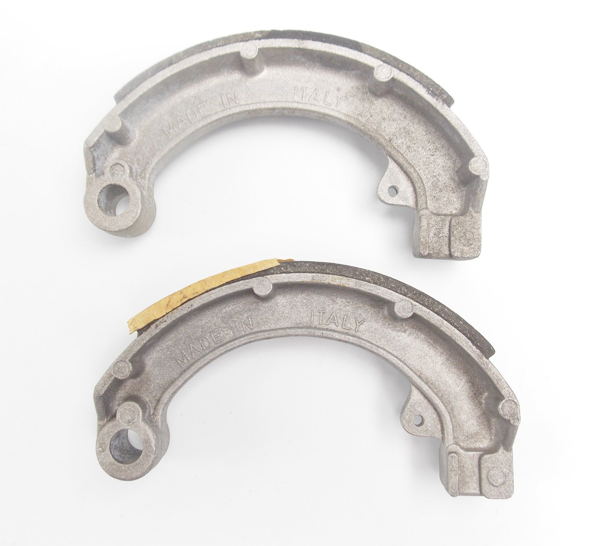 ADIGE VESPA PE/PX SPRINT GT FRONT/REAR WHEEL BRAKE SHOES 0161 OE# PIAGGIO 72339 - MotoRaider