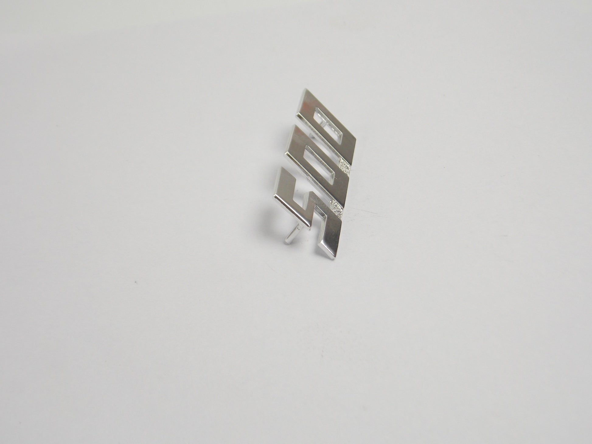NOS OEM LAVERDA 500 EMBLEM LETTERING FRAME SIDE COVER MARK BADGE 61916244 - MotoRaider