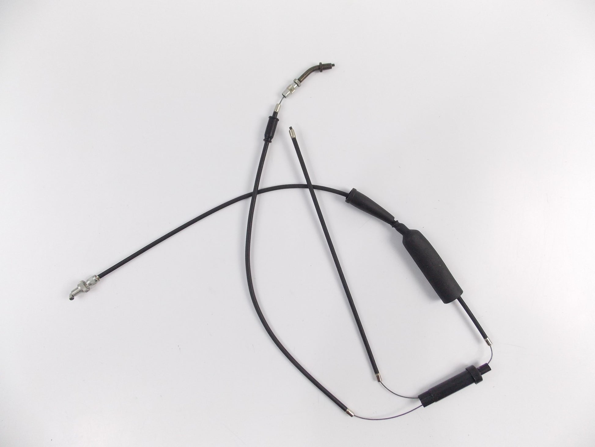 NOS OEM 80'S BIG STAR CAGIVA ELEFANTRE 125 THROTTLE CABLE 800050343 | 5FC0848 - MotoRaider