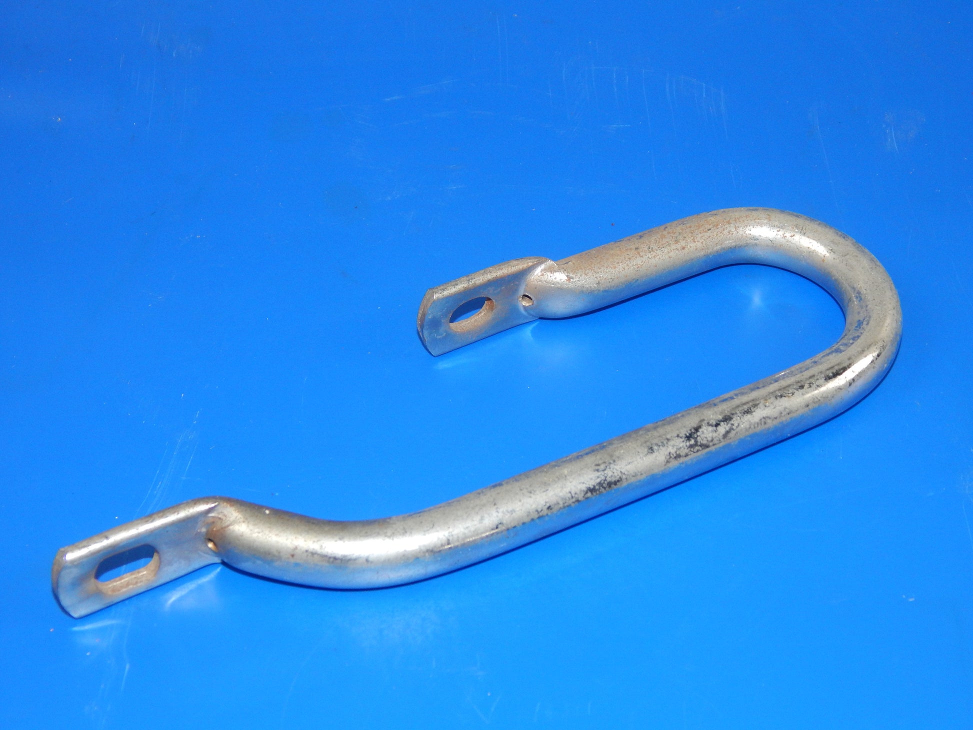 VINTAGE MOTORCYCLE GRAB HANDLE L=8" HOLE D=3.75" W=2.75" ENDURO STREET TRIAL - MotoRaider
