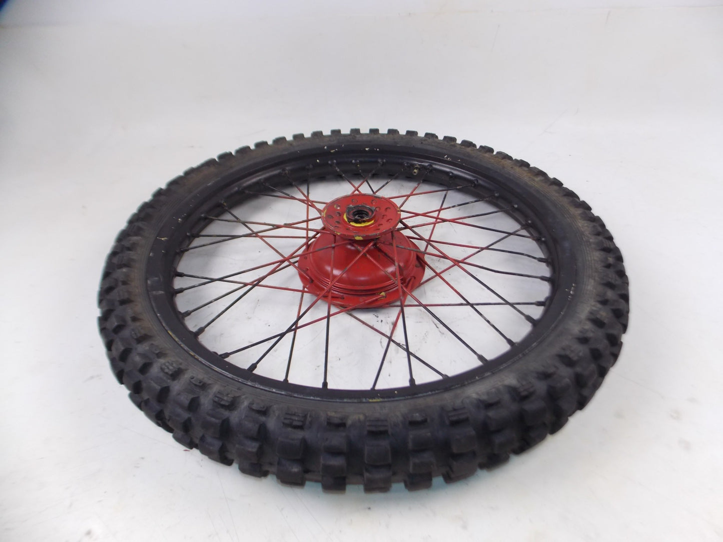 1976 YAMAHA XT500 21" FRONT WHEEL RIM SPOKES HUB VINTAGE SCRAMBLER THUMPER - MotoRaider