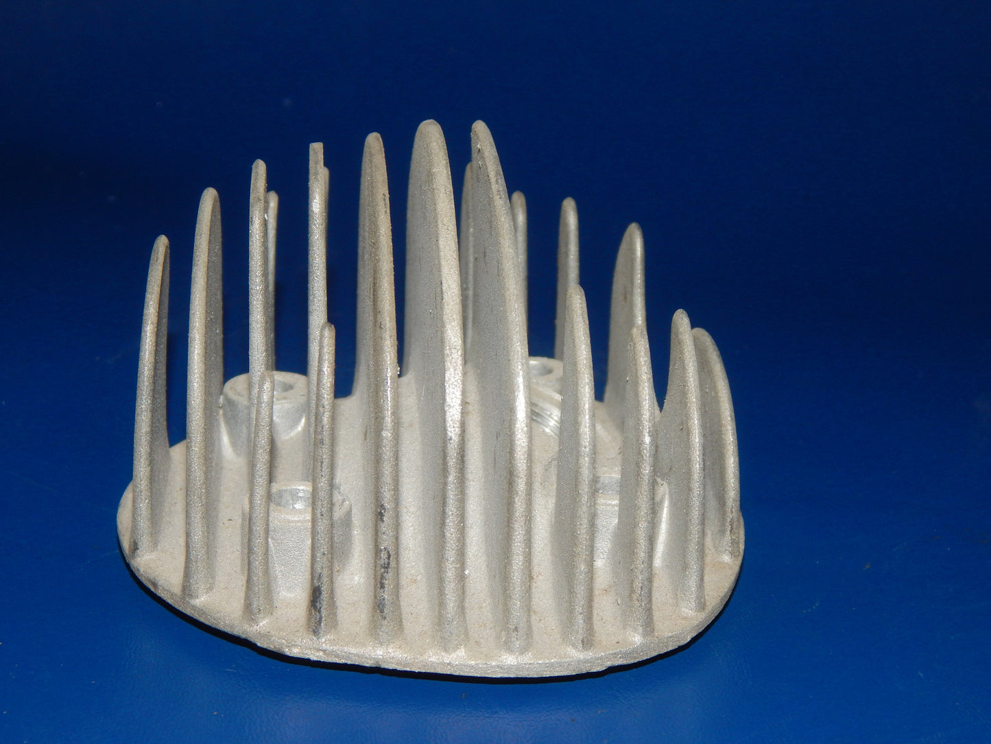 VINTAGE VESPA PIAGGIO 90 POLINI ENGINE MOTOR CYLINDER HEAD SCOOTER ITALY - MotoRaider