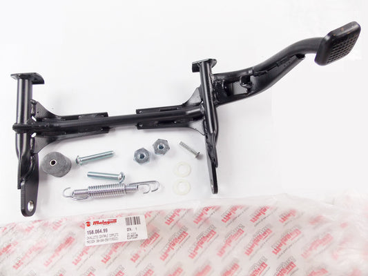 NOS OEM MALAGUTI MADISON 180/200/250 FRAME CENTER KICK STAND MAIN SET 158.064.99 - MotoRaider