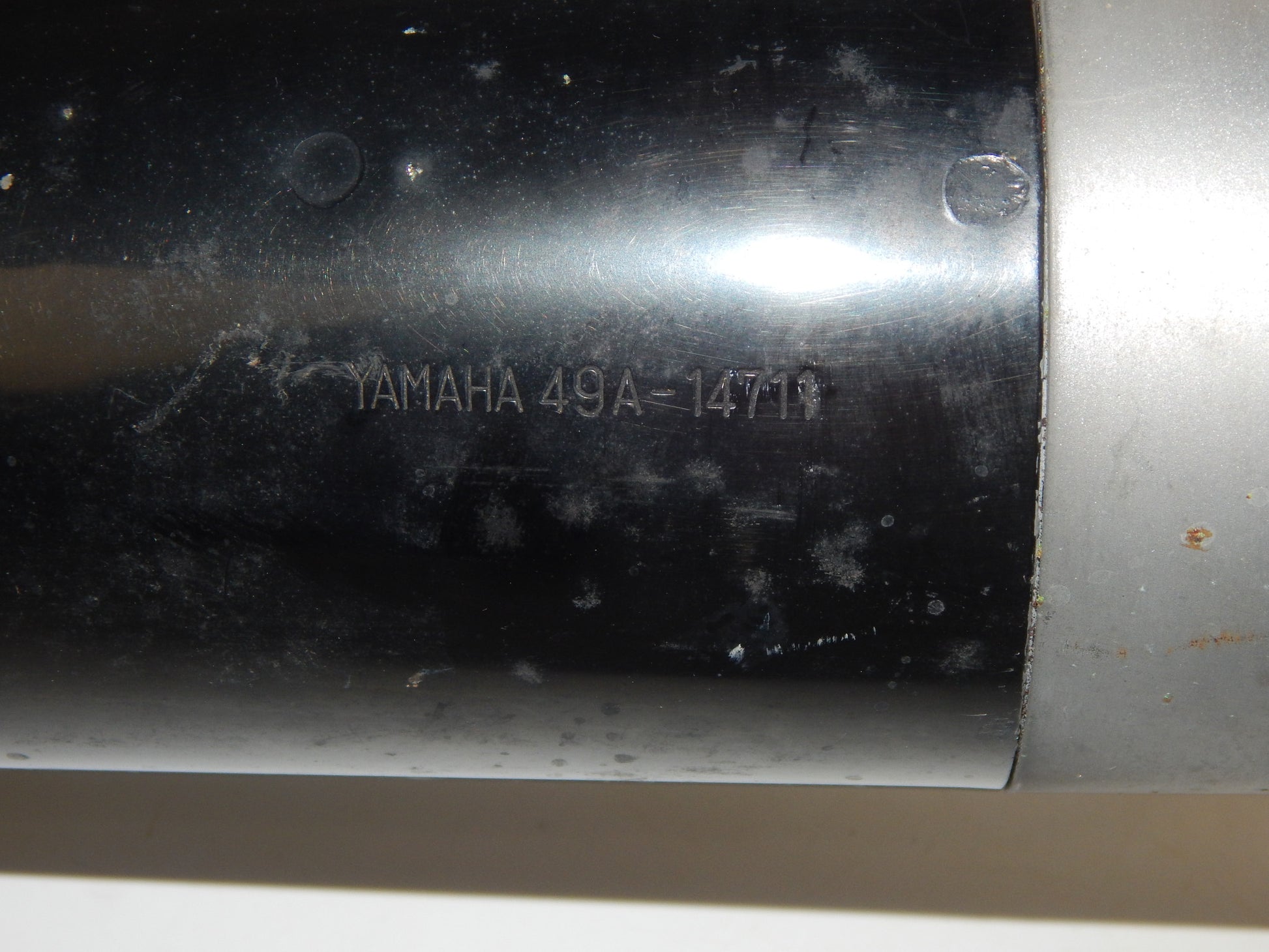 OEM YAMAHA 1984 FJ600 LEFT SIDE BLACK EXHAUST MUFFLER PIPE 49A-14711-00 VINTAGE - MotoRaider