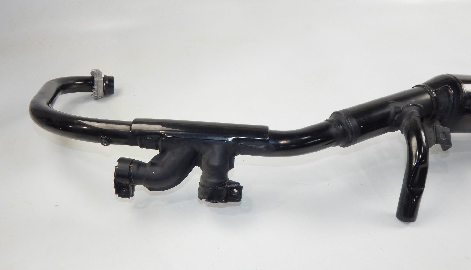 OEM YAMAHA 1984 FJ600 LEFT SIDE BLACK EXHAUST MUFFLER PIPE 49A-14711-00 VINTAGE - MotoRaider