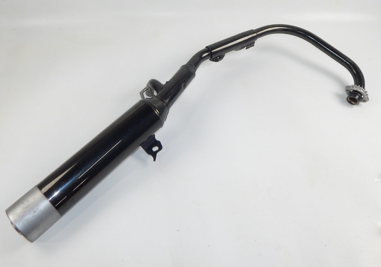 OEM YAMAHA 1984 FJ600 LEFT SIDE BLACK EXHAUST MUFFLER PIPE 49A-14711-00 VINTAGE - MotoRaider