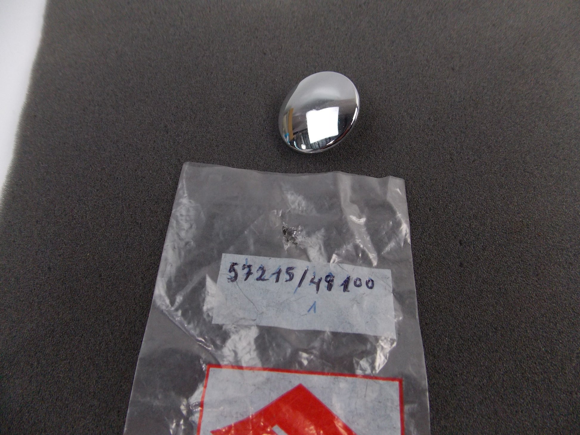 NOS OEM SUZUKI 1979 GS1000 GS550 GS750 GS425 GRIP END CAP RH 57215-49100 - MotoRaider