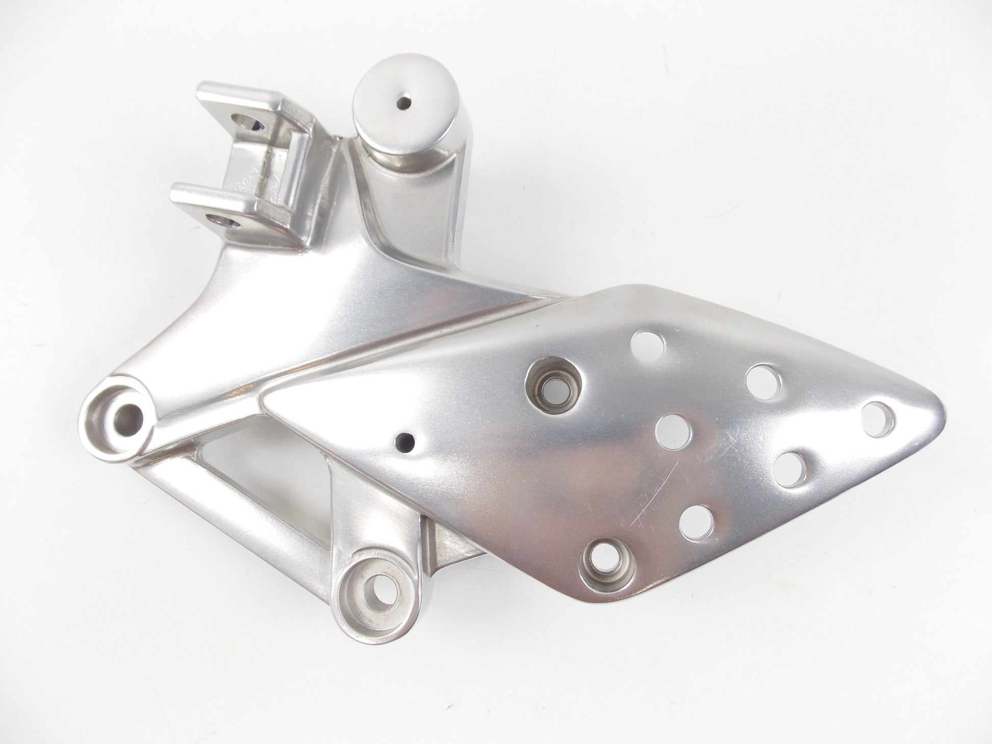 NOS OEM HONDA 2004-2010 CBR125 RIGHT FOOTREST HOLDER MOUNT PLATE 50600-KPP-901 - MotoRaider